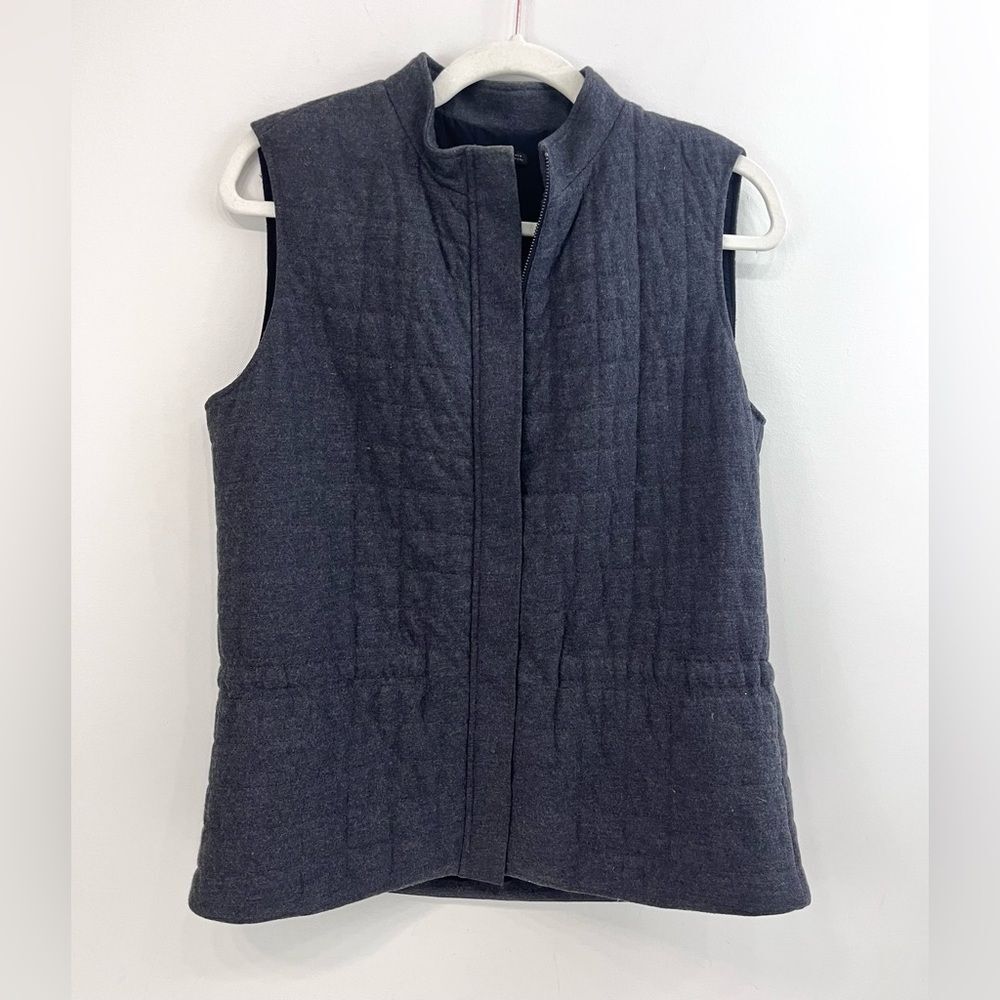 Lafayette 148 100% Wool Quilted Vest Grey zip front Size 8